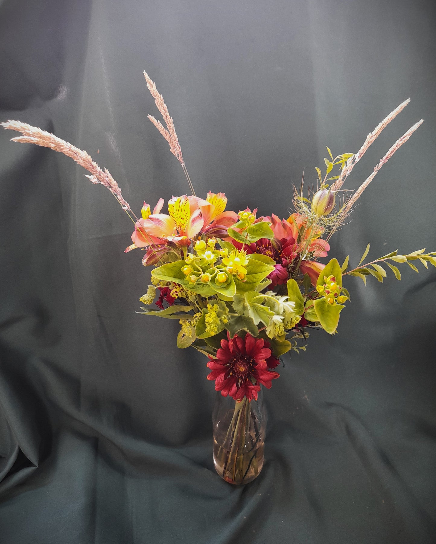 Hand-Tied Seasonal Flowers - Best of the Cutting Garden