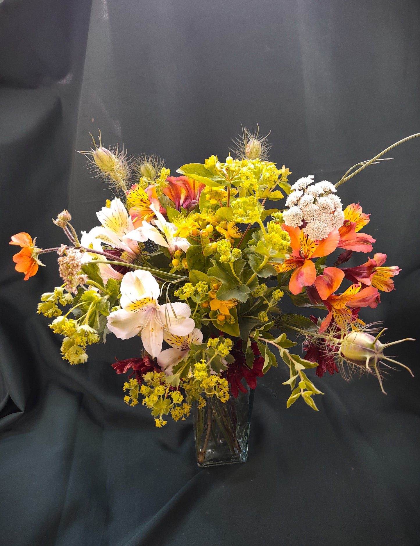 Hand-Tied Seasonal Flowers - Best of the Cutting Garden